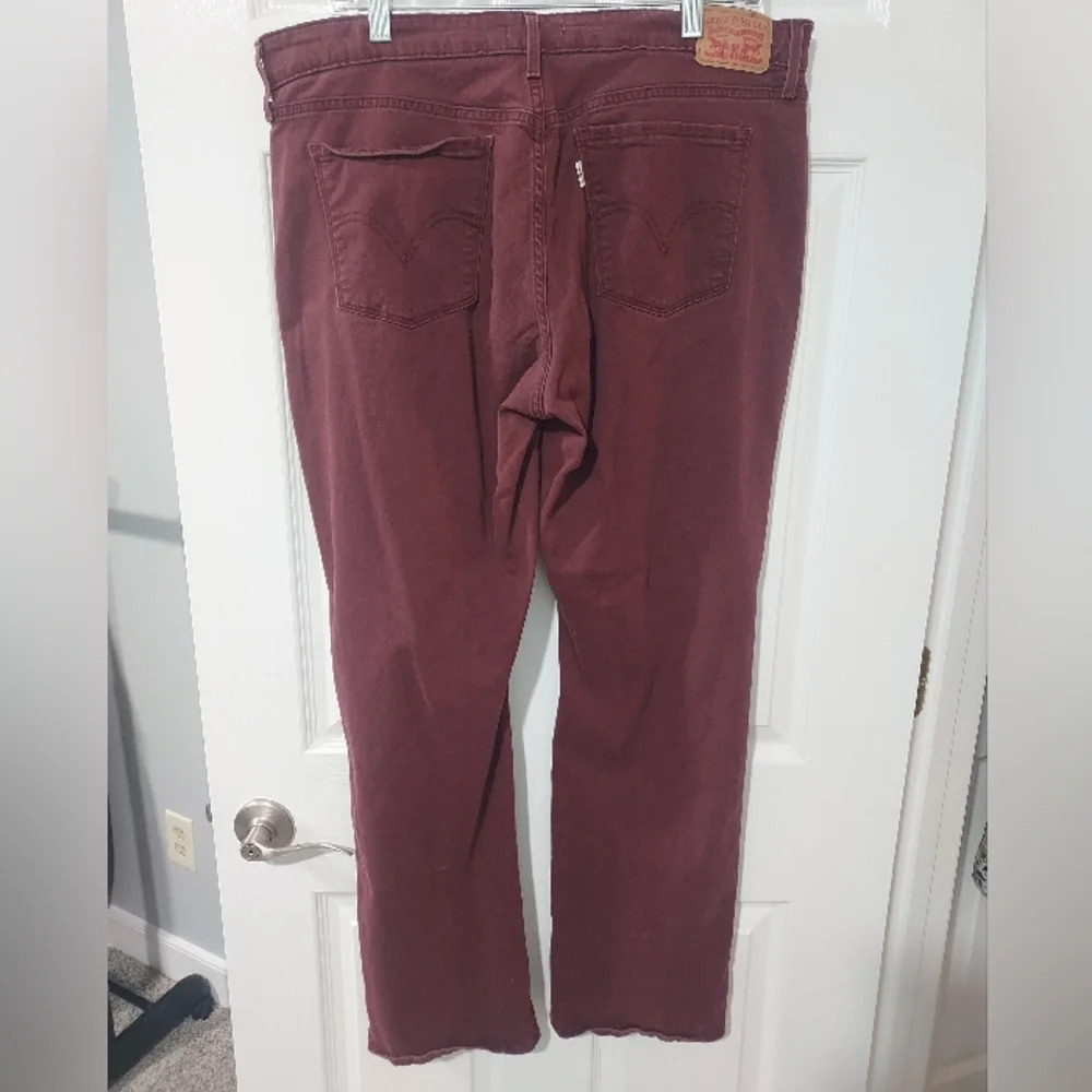 Levi's 505 Straight Burgundy Jeans in Size 16 W33/L32 - Picture 5 of 11